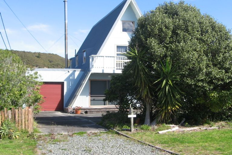 Photo of property in 863 Pataua South Road, Pataua South, Onerahi, 0192