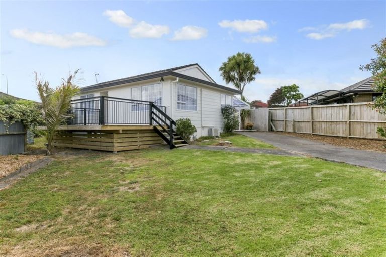 Photo of property in 33 Childers Road, Ranui, Auckland, 0612