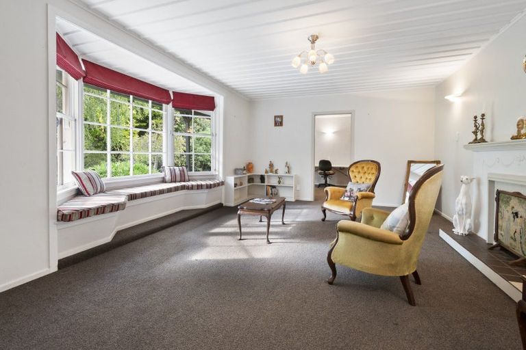 Photo of property in 273 Parewanui Road, Bulls, 4894