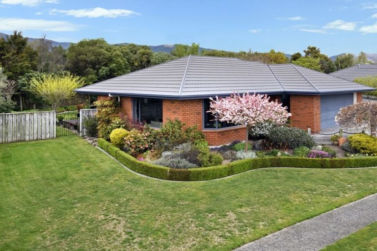 Photo of property in 26 Hoult Crescent, Monaco, Nelson, 7011