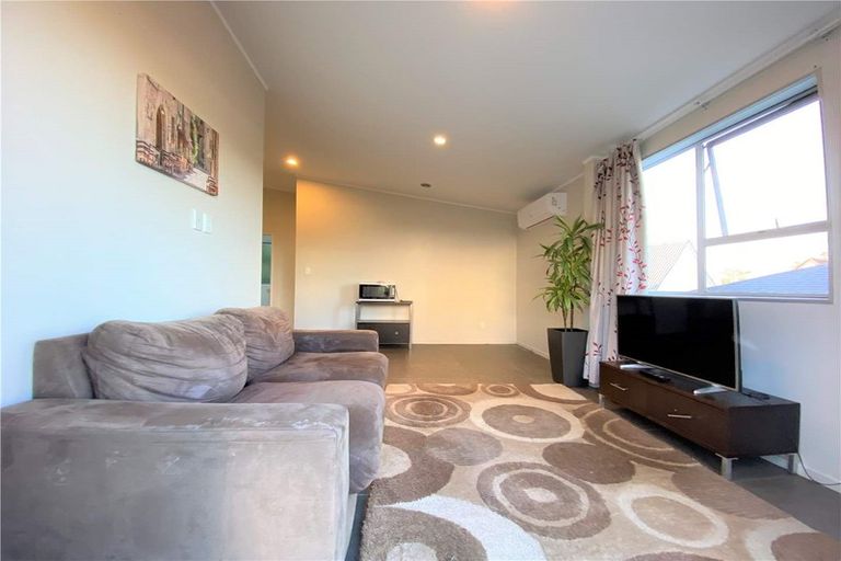 Photo of property in 152a Weatherly Road, Torbay, Auckland, 0630