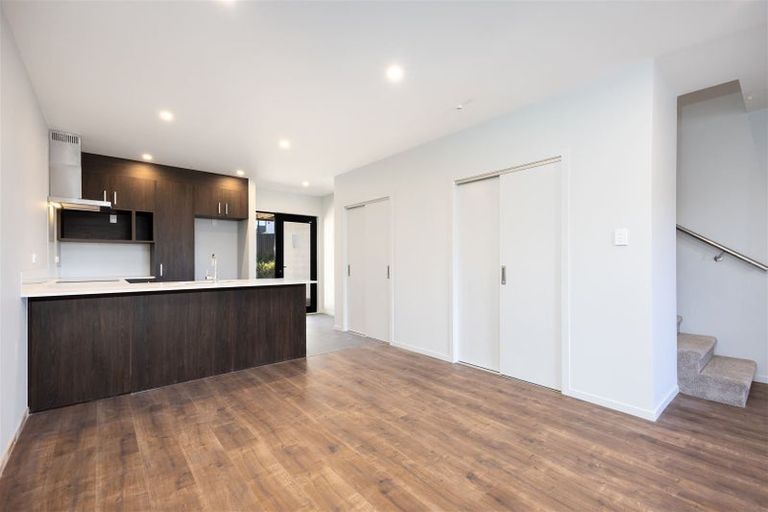 Photo of property in 108 Te Oneroa Way, Long Bay, Auckland, 0630