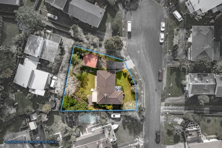 Photo of property in 8 Newstead Avenue, Browns Bay, Auckland, 0632