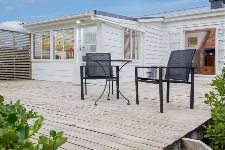 Photo of property in 53 Waimauku Station Road, Waimauku, 0812