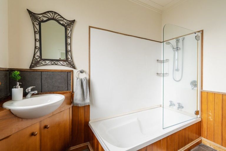 Photo of property in 66 Waldron Crescent, Green Island, Dunedin, 9018