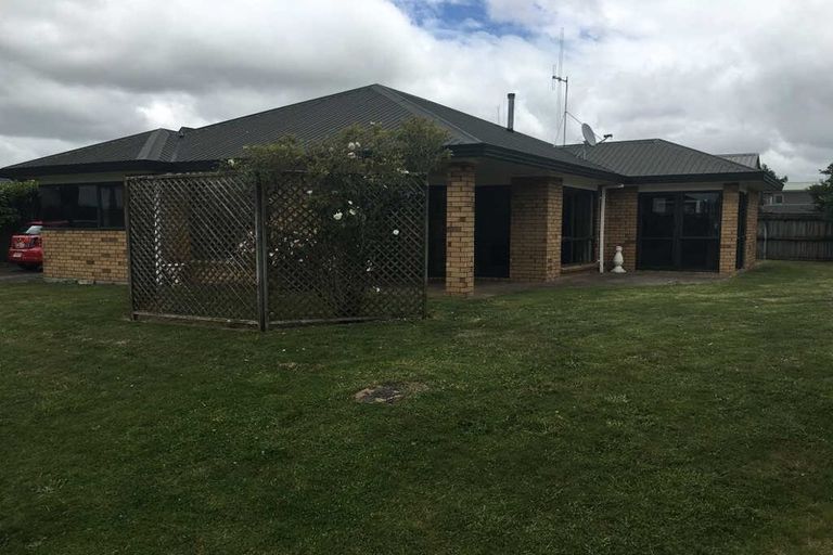 Photo of property in 8 Earls Court, Hillcrest, Hamilton, 3216