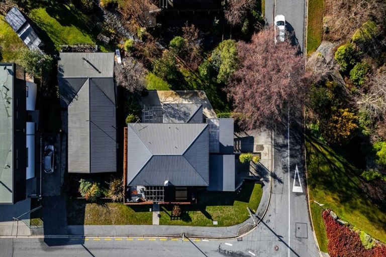 Photo of property in 84 Helwick Street, Wanaka, 9305