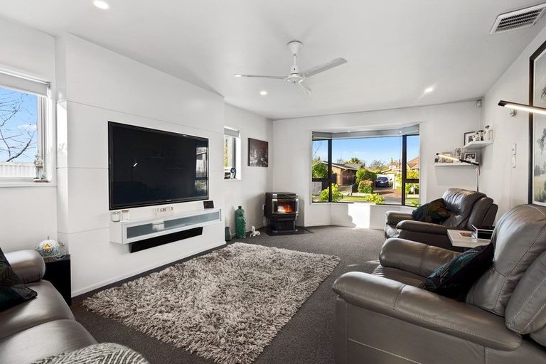 Photo of property in 41 Kimberley Street, Casebrook, Christchurch, 8051