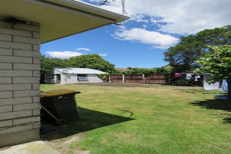 Photo of property in 24 Camberwell Place, Avonhead, Christchurch, 8042