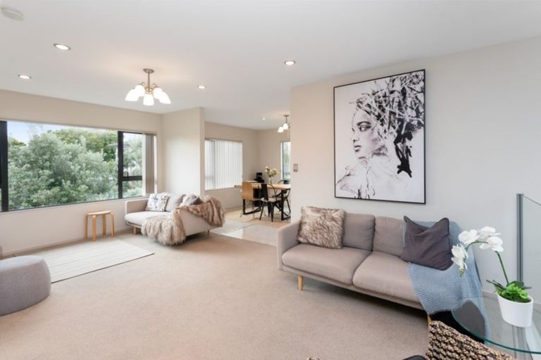 Photo of property in 191a Pakuranga Road, Pakuranga, Auckland, 2010