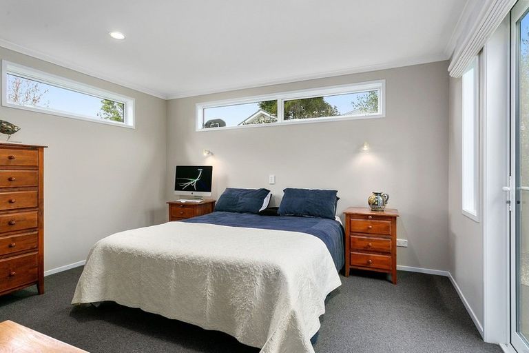 Photo of property in 49 Clare Street, Cambridge, 3434