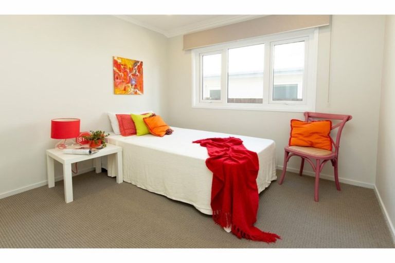 Photo of property in 1/672 Whangaparaoa Road, Stanmore Bay, Whangaparaoa, 0932