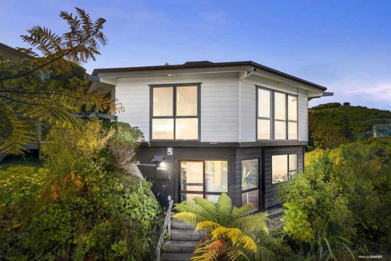 Photo of property in 132 Old Porirua Road, Ngaio, Wellington, 6035