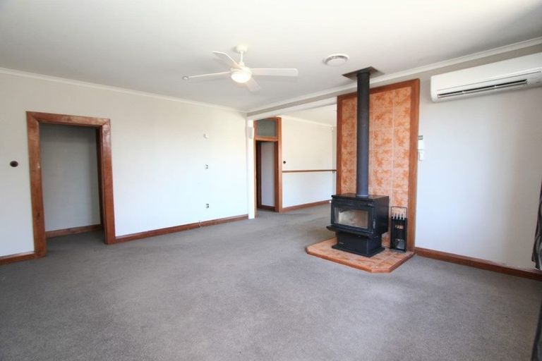 Photo of property in 28 High Street, Leeston, 7632