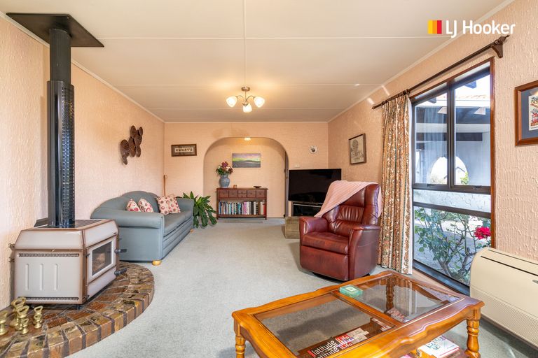 Photo of property in 16 Eastbank Street, Waverley, Dunedin, 9013