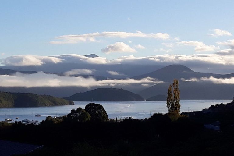 Photo of property in 7 Matai Place, Waikawa, Picton, 7220