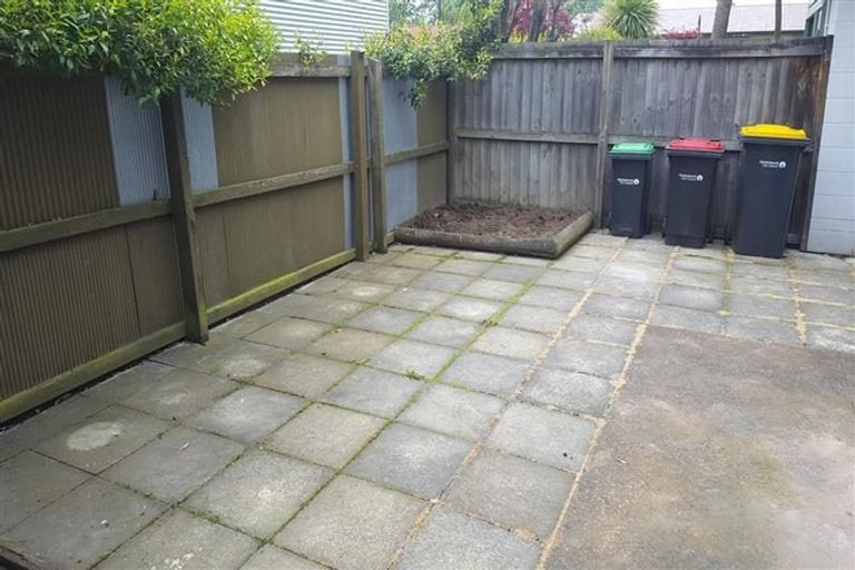 Photo of property in 2/105 Barbour Street, Waltham, Christchurch, 8011