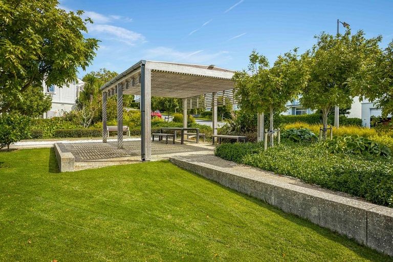 Photo of property in 66 Panorama Heights, Orewa, 0931