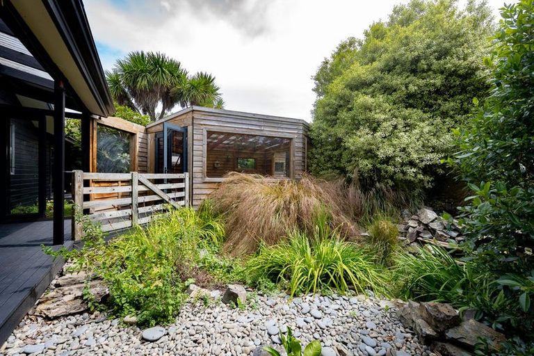 Photo of property in 28 Grove Avenue, Weston, Oamaru, 9401