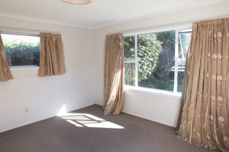 Photo of property in 19 Solway Avenue, Ilam, Christchurch, 8041