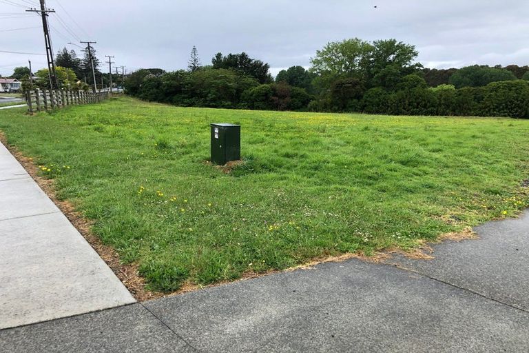 Photo of property in 26 Orere Point Road, Orere Point, 2585