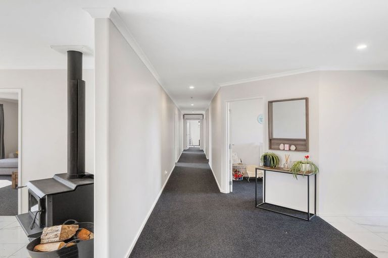 Photo of property in 51 Bethany Road, Rolleston, 7614