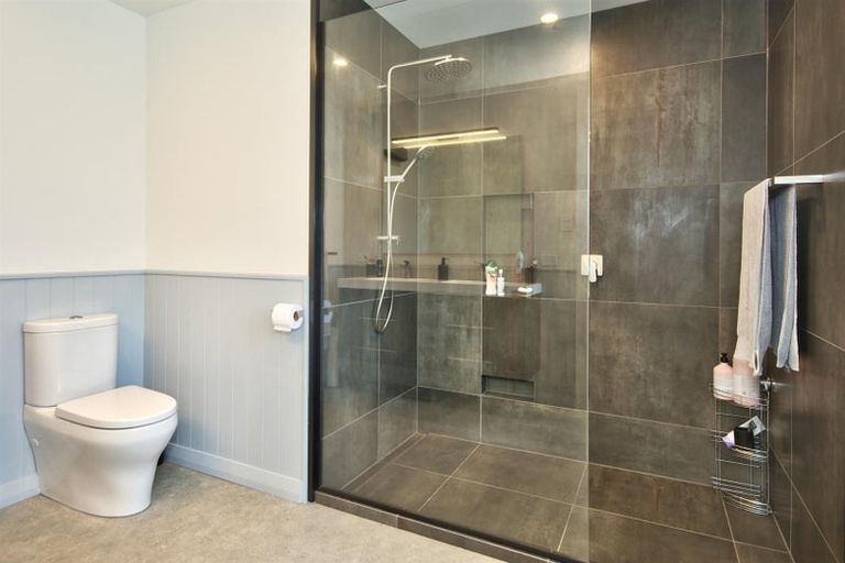 Photo of property in 9 Precipice Lane, Glenorchy, 9372