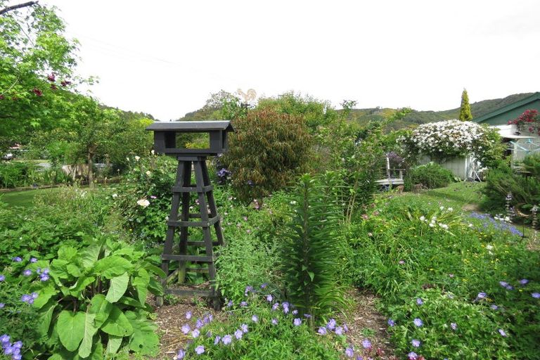 Photo of property in 83 Dick Street, Reefton, 7830