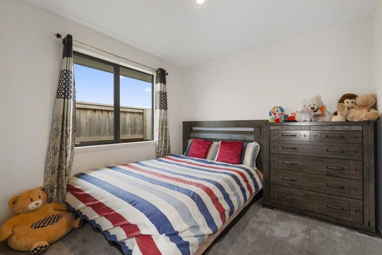 Photo of property in 38 Huka Heights Drive, Rangatira Park, Taupo, 3330