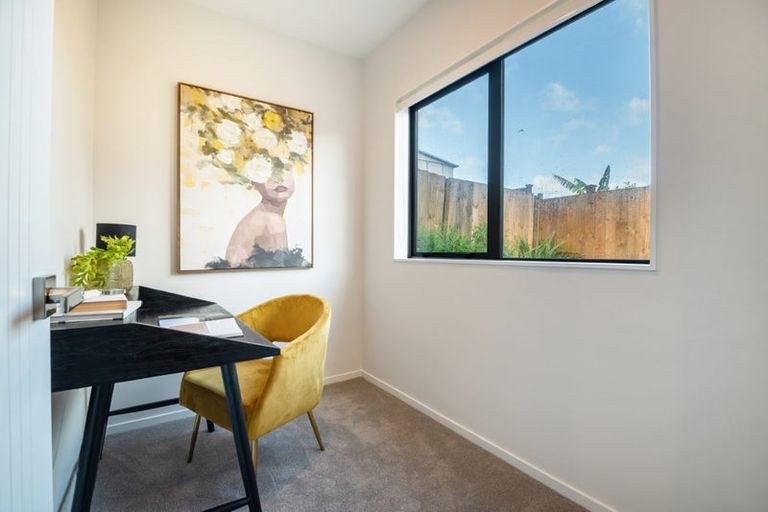 Photo of property in 21e Montgomery Avenue, Belmont, Auckland, 0622