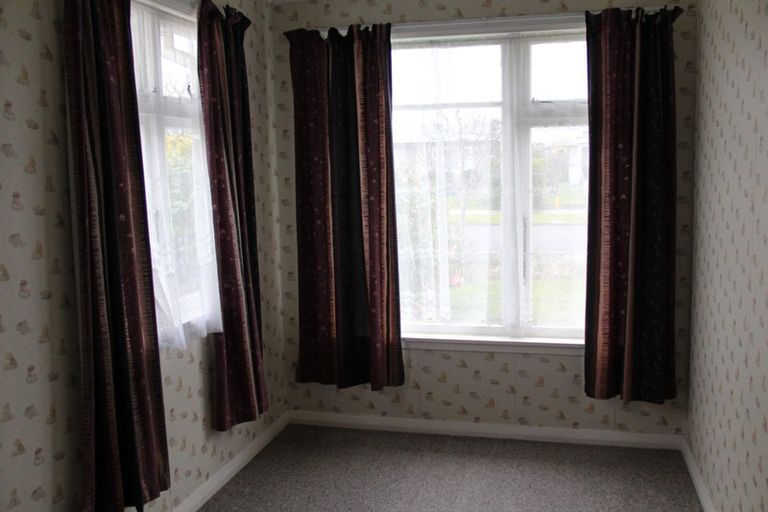 Photo of property in 8 Aberdeen Avenue, Takaro, Palmerston North, 4412