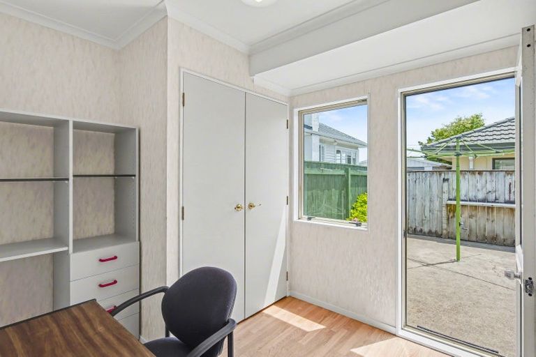 Photo of property in 4 Clark Street, Levin, 5510