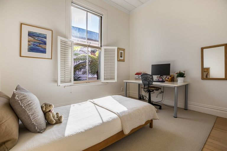 Photo of property in 85 Albert Road, Devonport, Auckland, 0624