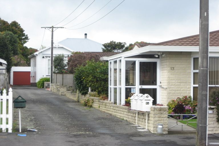 Photo of property in 13a Huatoki Street, Vogeltown, New Plymouth, 4310