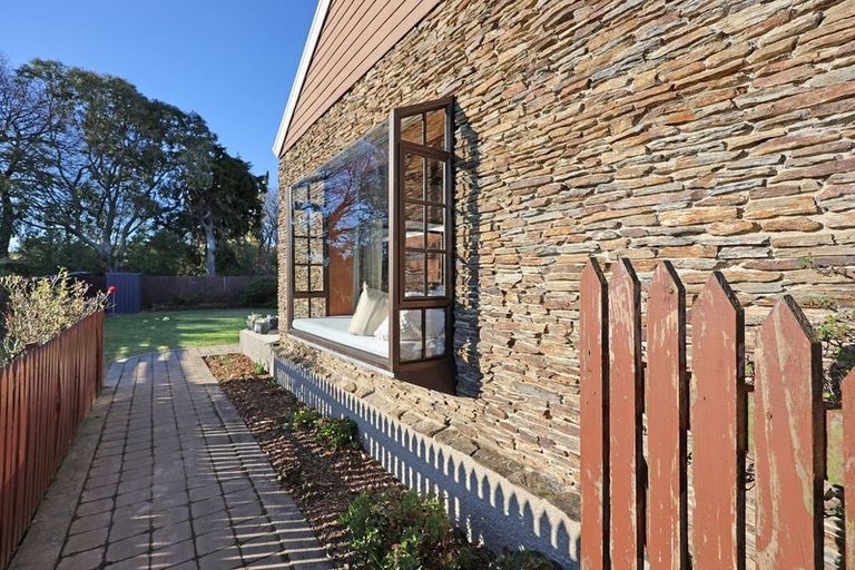 Photo of property in 33 Leven Street, South Hill, Oamaru, 9400