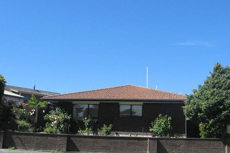 Photo of property in 1/77 Vivian Street, Burwood, Christchurch, 8083