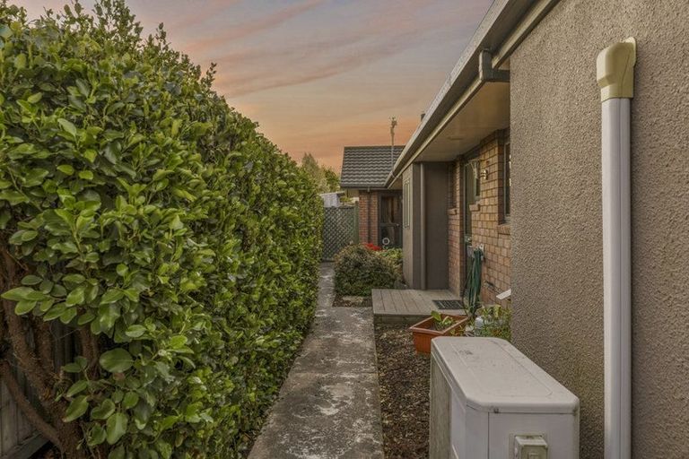 Photo of property in 23 Pentland Drive, Belfast, Christchurch, 8051