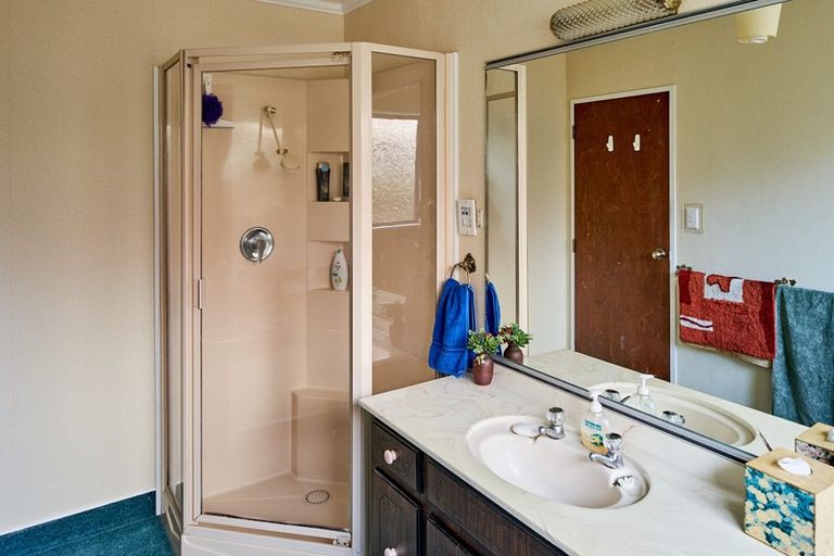 Photo of property in 36 Waddington Drive, Naenae, Lower Hutt, 5011