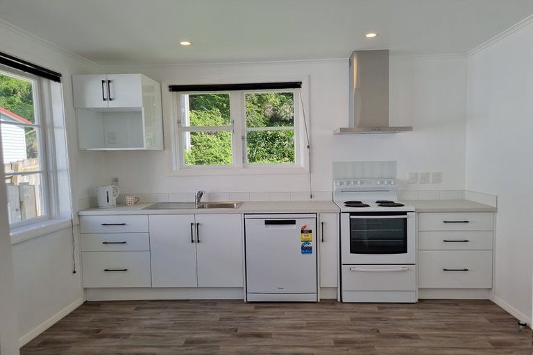 Photo of property in 64-66 Mungavin Avenue, Ranui, Porirua, 5024