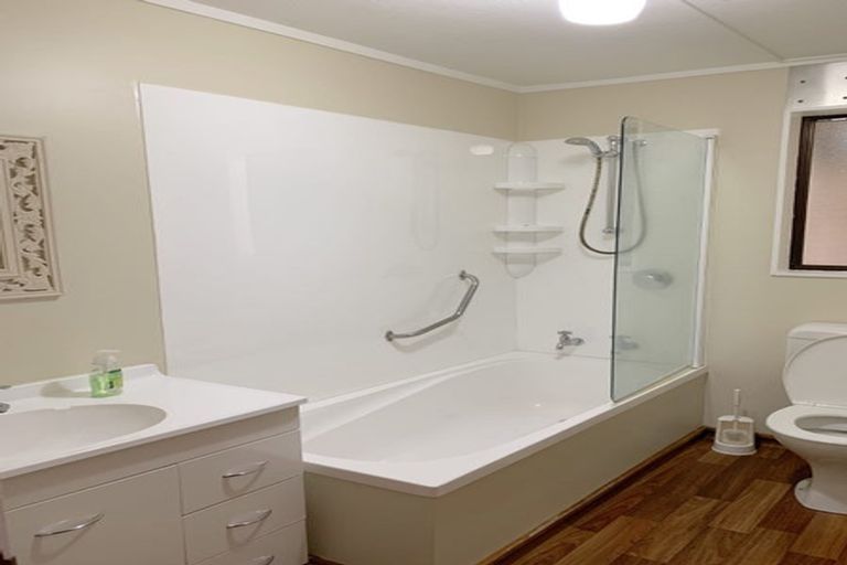 Photo of property in 13a Shastri Terrace, Khandallah, Wellington, 6035