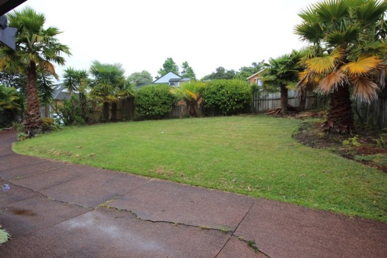 Photo of property in 45 Vintage Drive, Henderson, Auckland, 0612