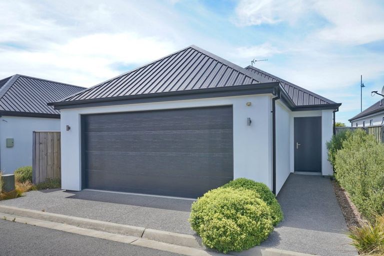 Photo of property in 25a Lakeside Drive, Pegasus, 7612