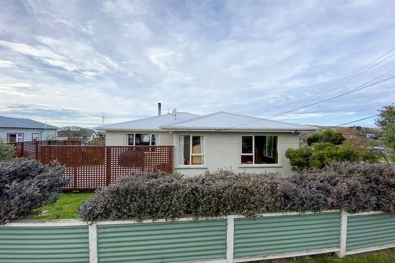 Photo of property in 37 Mersey Street, South Hill, Oamaru, 9400
