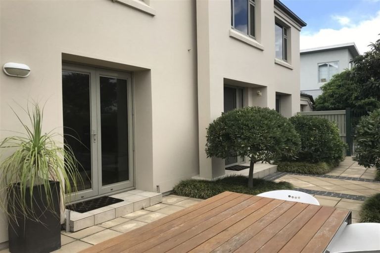 Photo of property in 24 Brockworth Place, Riccarton, Christchurch, 8011