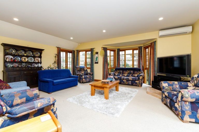 Photo of property in 8a Camden Street, Feilding, 4702