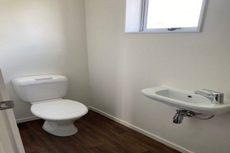 Photo of property in 53 Fairfield Avenue, Addington, Christchurch, 8024