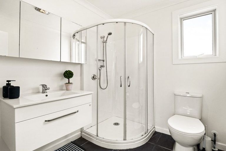 Photo of property in 272 Oxford Street, South Dunedin, Dunedin, 9012