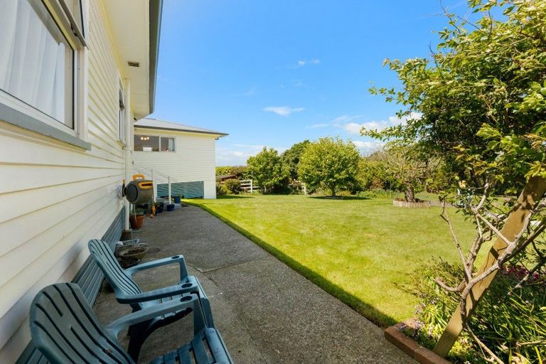 Photo of property in 11 Hulke Crescent, Bell Block, New Plymouth, 4312