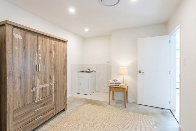 Photo of property in 57c Seabrook Avenue, New Lynn, Auckland, 0600