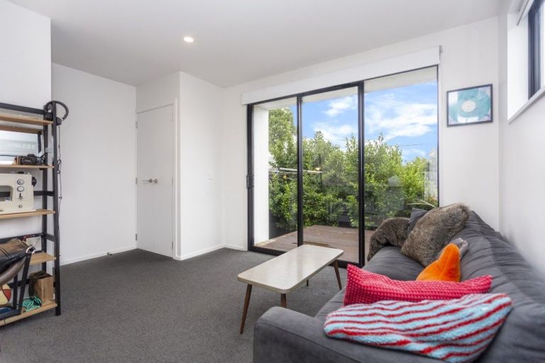 Photo of property in 1/130 Olliviers Road, Phillipstown, Christchurch, 8011